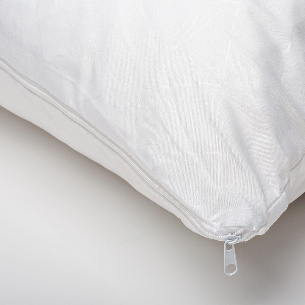 Image of DreamTicket Microfibre Pillow Protector – Zipped (4 Pack)