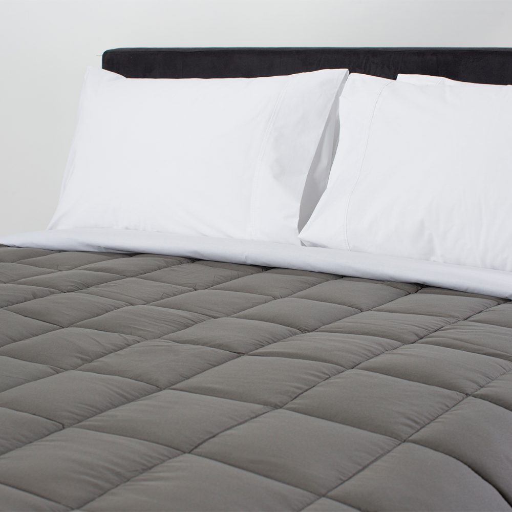 Image of DreamGreen 270g Snug Quilt - Charcoal