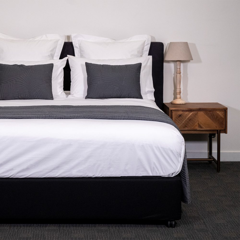 Image of DreamGreen Amora Bedcover - Charcoal