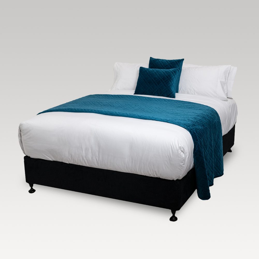 Image of DreamGreen Verve Velvet Quilted Coverlet - Teal